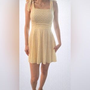 Yellow Sleeveless Women's Dress